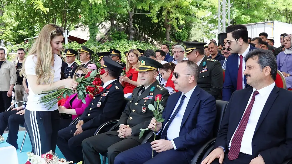 19 MAYIS ATATÜRK'Ü ANMA GENÇLİK VE SPOR BAYRAMI, COŞKUYLA KUTLANDI
