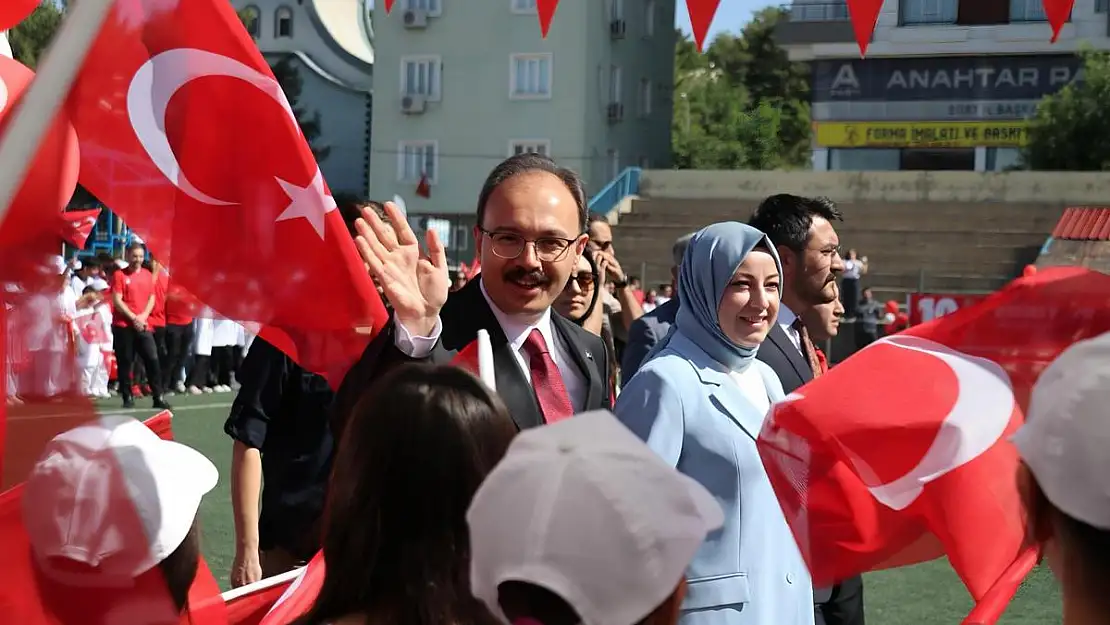 19 Mayıs Atatürk'ü Anma, Gençlik ve Spor Bayramı Siirt'te de Coşkulu Etkinliklerle Kutlandı