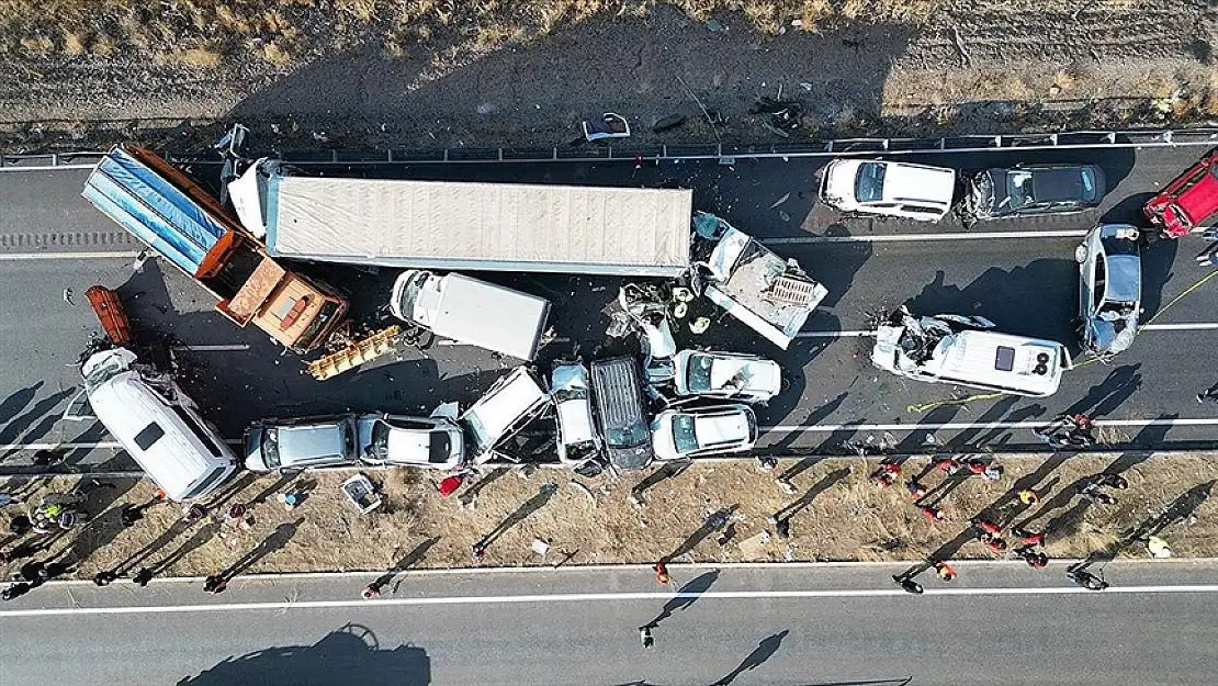 2024 Yılında Türkiye Genelinde 1 Milyon 444 Bin 27 Trafik Kazası Yaşandı