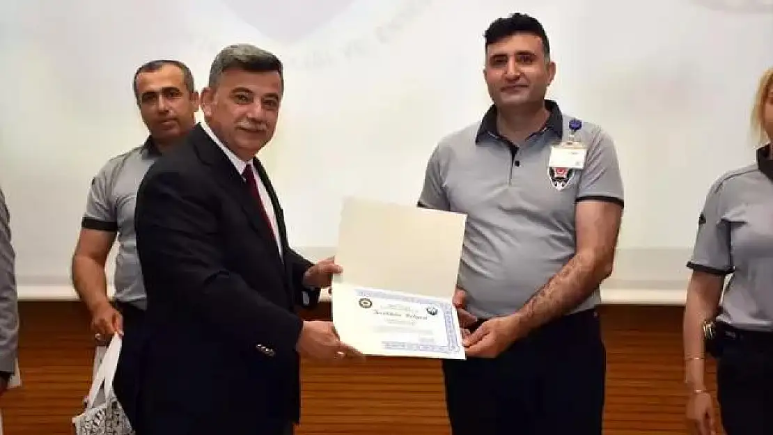 24 Özel Güvenlik Görevlisine, Üstün Performansları Dolayısıyla Teşekkür Belgeleri Verildi