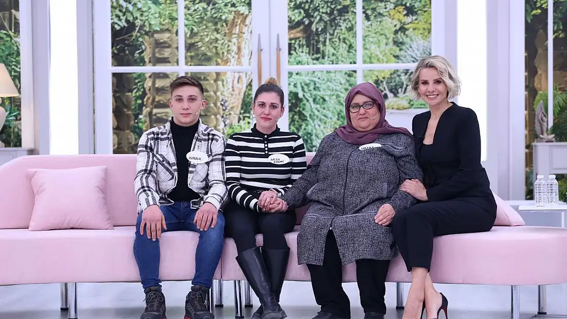27 Yıllık Mucize Esra Erol'da Gerçekleşti