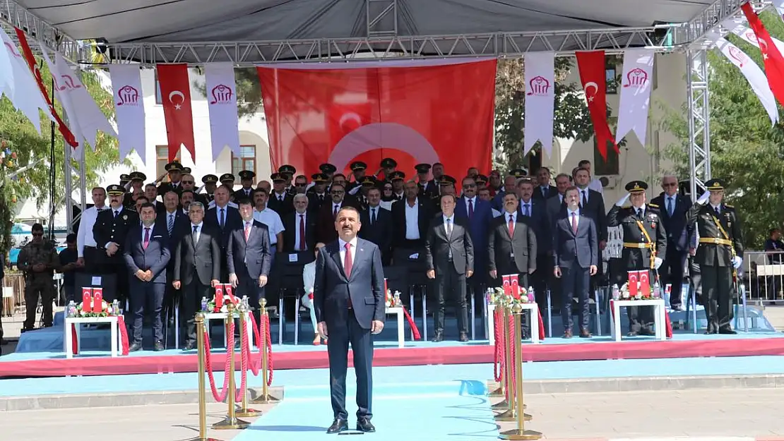 30 AĞUSTOS ZAFER BAYRAMININ 100. YILI TÜRKİYE GENELİNDE VE İLİMİZDE ETKİNLİKLERLE KUTLANDI
