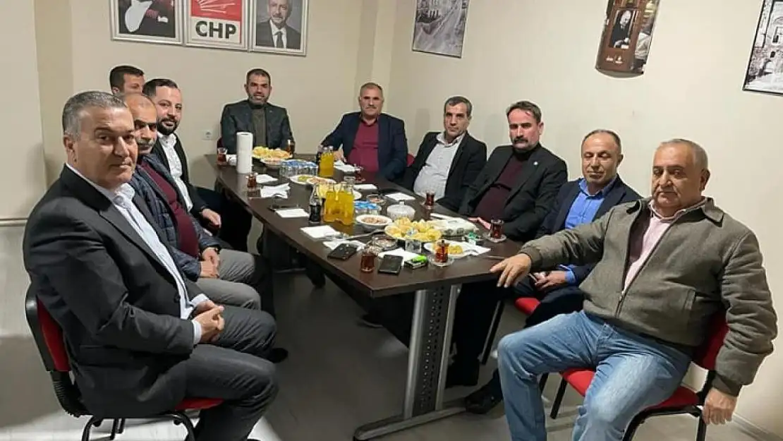 SİİRT'TE MİLLET İTTİFAKI'NIN  ORTAKLARI ADAY TESPİTİ İÇİN  BİR ARAYA GELDİ
