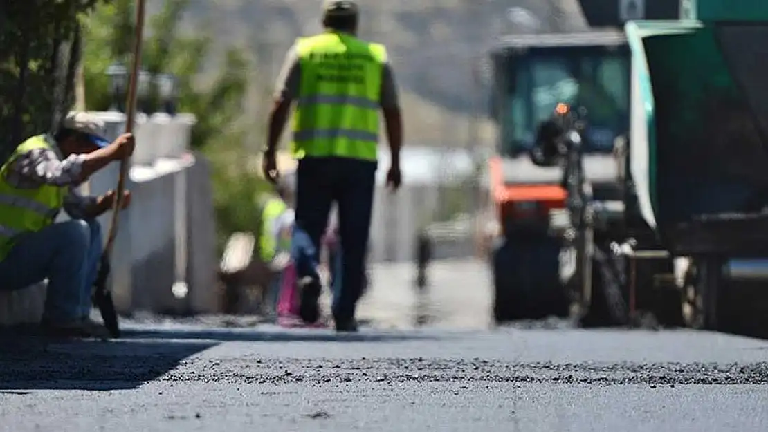 600 Bin Kamu İşçisine Hükümetten Yeni Zam Teklifi: İlk 6 Aya $