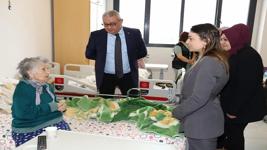 Aile ve Sosyal Hizmetler Bakanlığı, 'Aile Yılı'nda 81 İldeki Ailelerle İftarda Buluştu