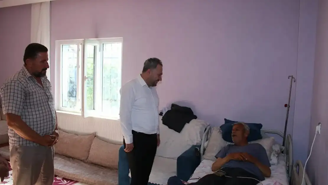 Aile ve Sosyal Hizmetler İl Müdürü Sabri Sidar'dan Evde Bakım Hizmeti Alan Aileye Ziyaret