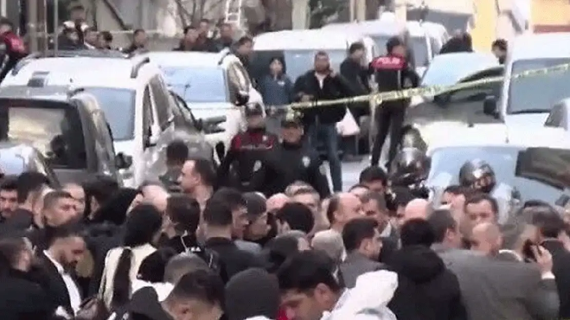 AK Parti Belediye Başkan Adayına Silahlı Saldırı