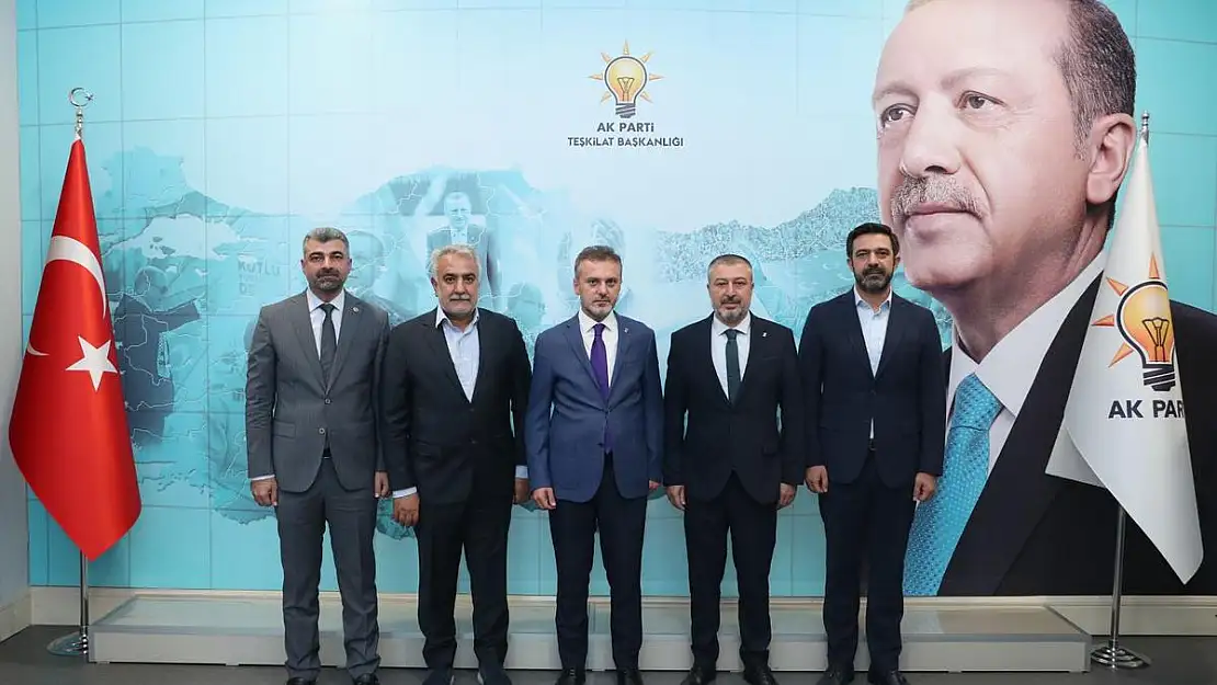 AK Parti Kurtalan ve Baykan İlçe Başkanları Değişti!