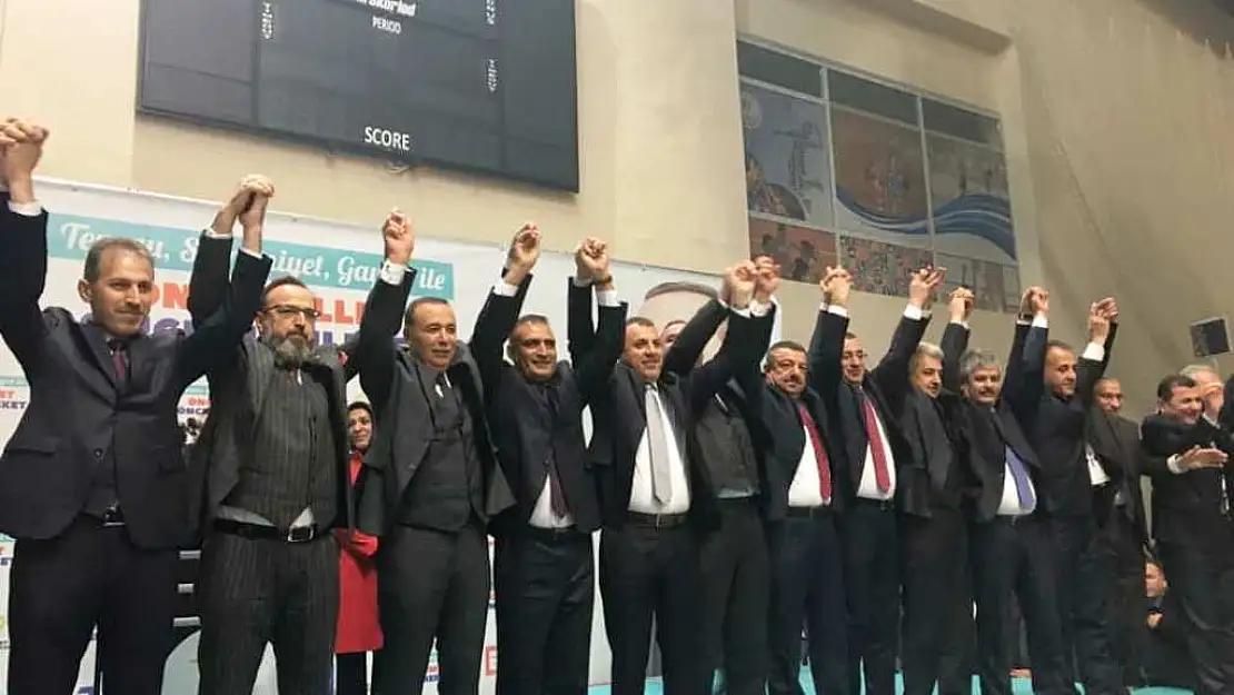SİİRT AK PARTİ'DE İLÇELERDE TAMAM