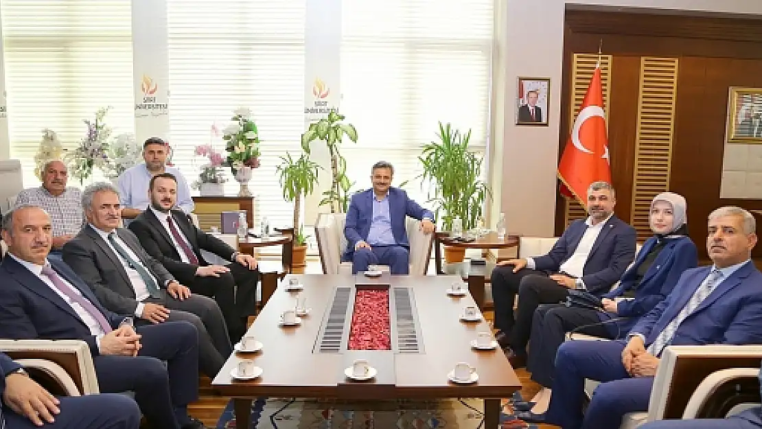 AKP Siirt İl Teşkilatından Rektör Şındak'a Ziyaret