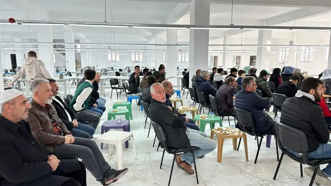 ATABAĞI BELDESİNDE TEKSTİL FABRİKASINDA İŞE GİRECEK OLANLAR İÇİN KURA ÇEKİMİ YAPILDI