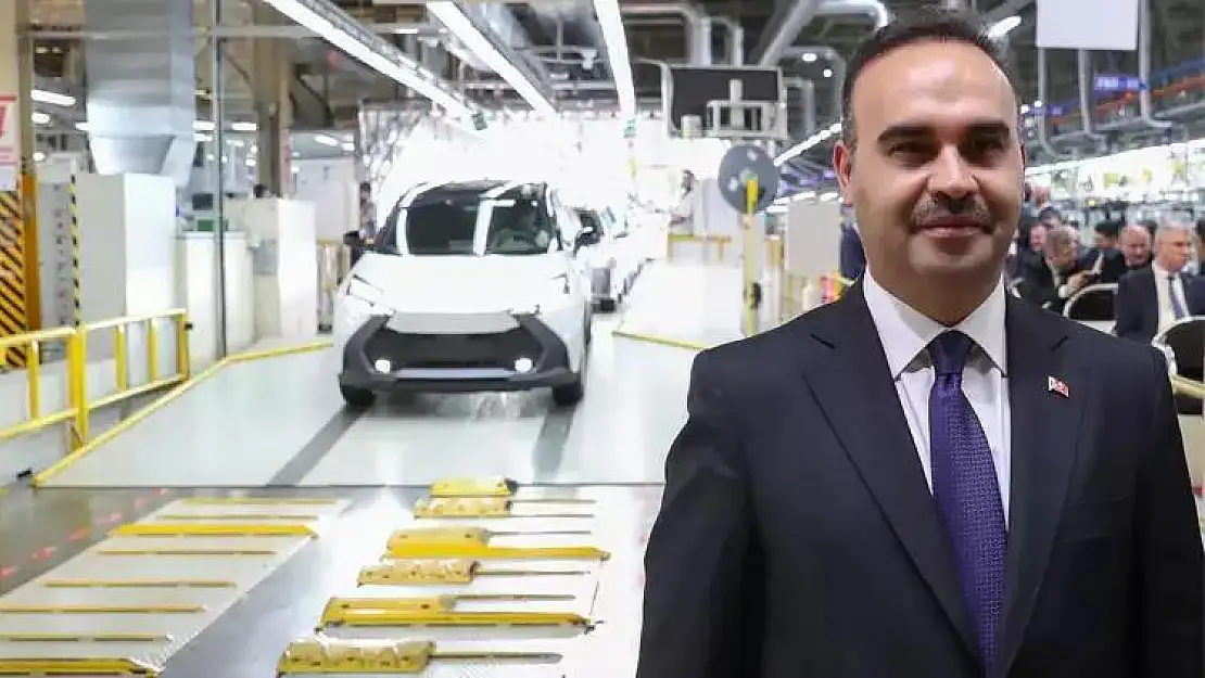 Avrupa'nın İlk Şarj Edilebilir Hibrit Otomobili Sakarya'da Üretildi