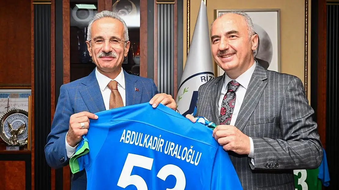 Bakan Uraloğlu: 'Türkiye'yi Lojistik Üs Olarak Dünyada Bağlayacak 'İyidere Lojistik Liman Projesini 2026 Yılı İçerisinde Faaliyete Geçireceğiz'