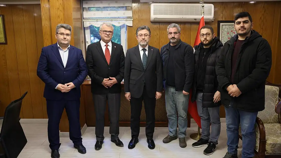 Bakan Yumaklı'ya Yerel Gazetelerin İlan Sıkıntısı Anlatıldı