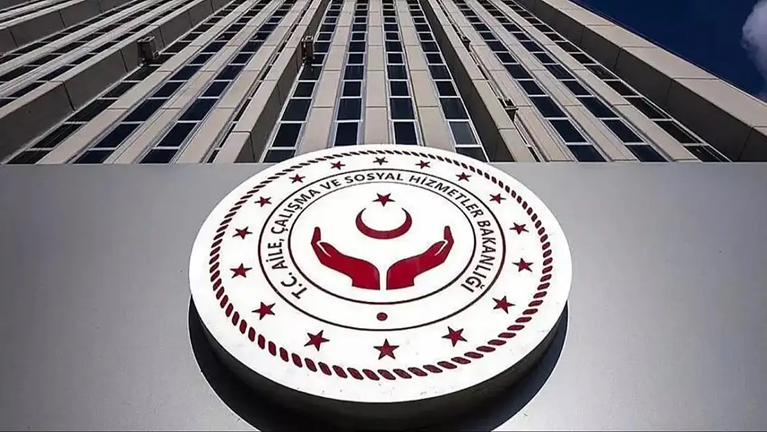 Bakanlık 'Geleceğin Dünyasında Çocuk ve Çocukluk' Temasıyla İlk Kez Çocuk Zirvesi Düzenleyecek