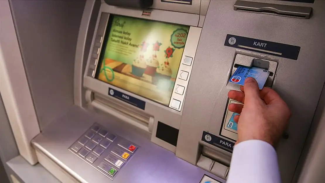 Bankamatikçiler Dışında Mesaiye Uymayanlarda Var!