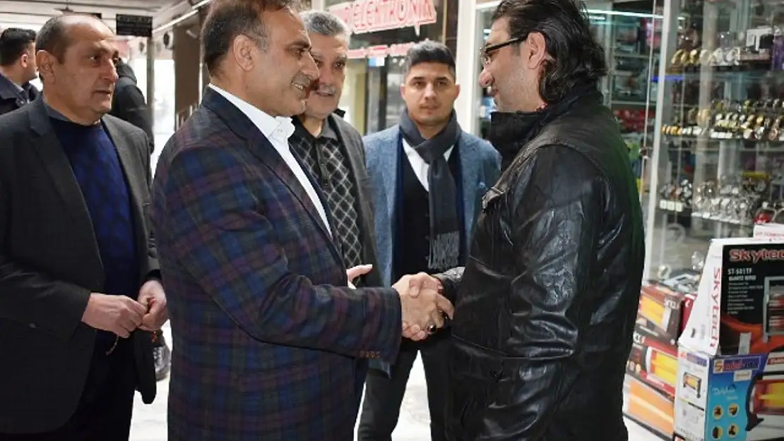 BELEDİYE BAŞKAN ADAYLARI ÇALIŞMALARINI SÜRDÜRÜYOR