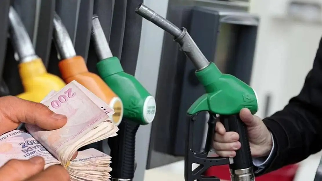 Benzin ve Motorin Zamları 2 Bin Akaryakıt Bayisinin Kapısına Kilit Vurdu!