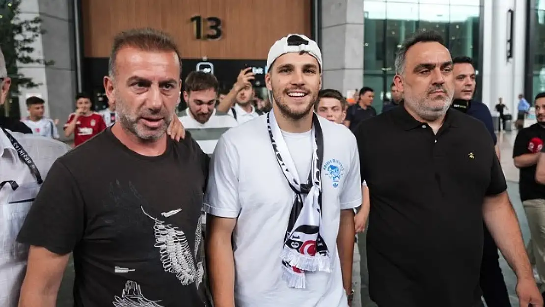 Beşiktaş'ın yeni transferi Jurasek, İstanbul'a geldi! İşte ilk sözleri