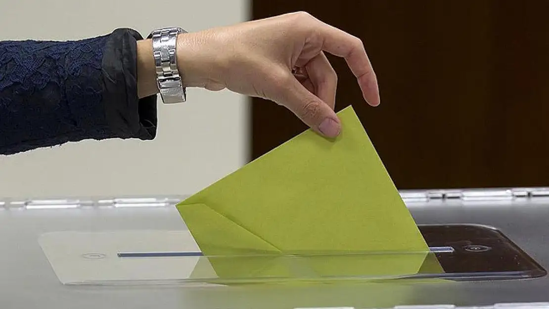 Bir Parti Yerel Seçimlerden Çekildi