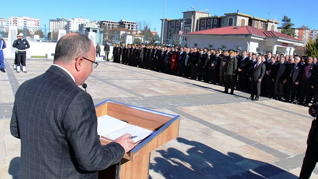 ZAFERİN 104. YILINDA ÇANAKKALE ŞEHİTLERİNİ ANMA ETKİNLİKLERİ