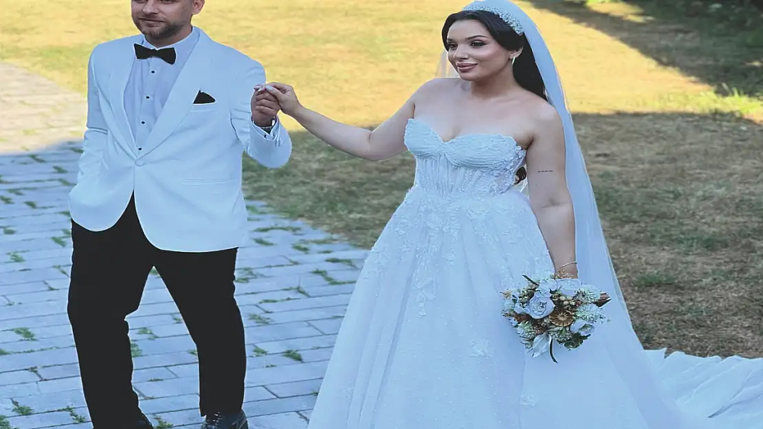 Cemre ile Tolga Görkemli Bir Törenle Hayatlarını Birleştirdi