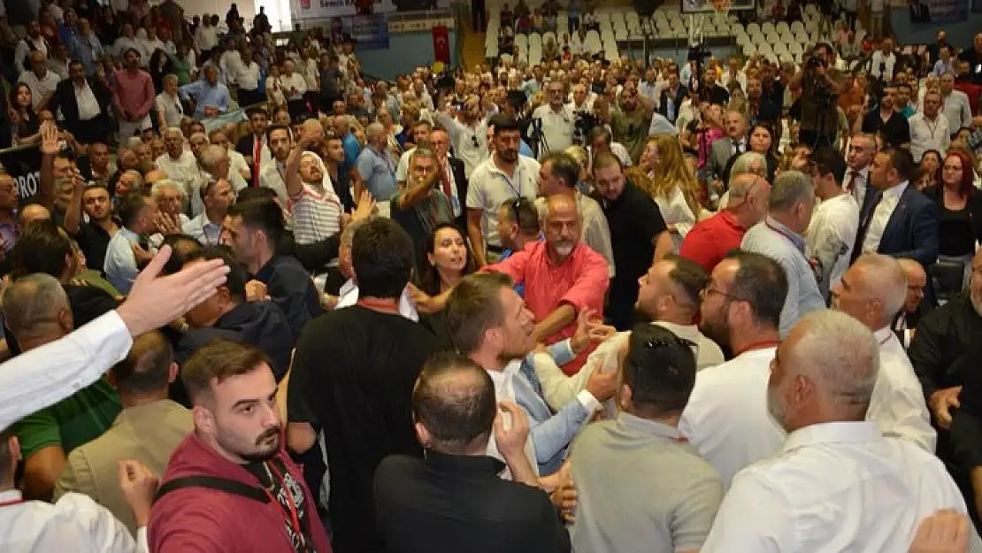 CHP'de Siirt'ten Sonra Bir İlde Daha Arbede Çıktı