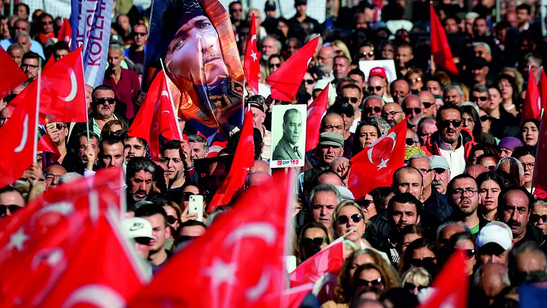 CHP'li Akyıl, Teröre ve Şiddete Karşı Yaşam Hakkı Mitingi'ne katıldı