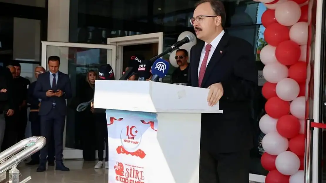 'Cumhuriyetin Işığında Okuyan Siirt' Temalı 10.Siirt Geleneksel Kitap Fuarı Siirt Park AVM'de Kapılarını Açtı!