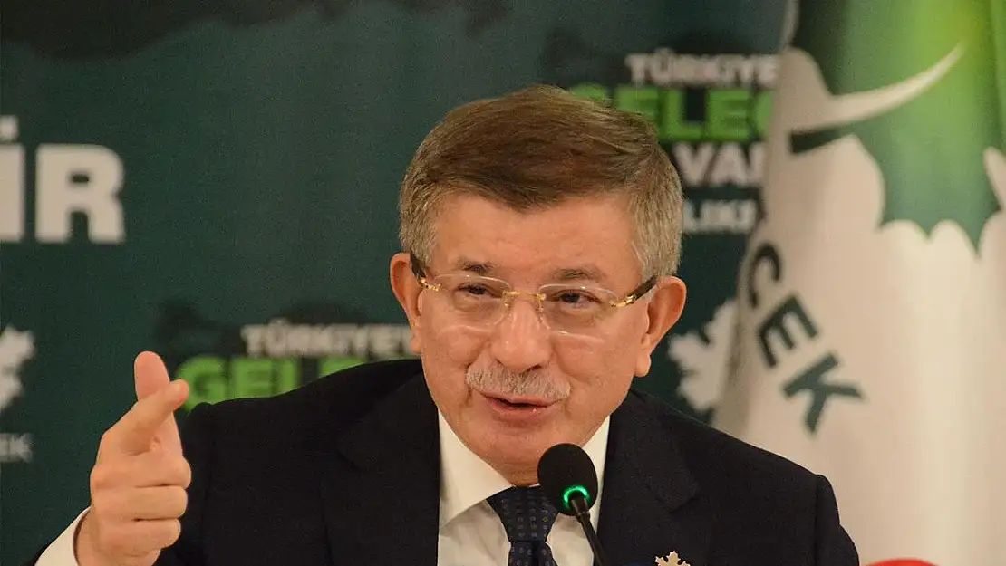Davutoğlu: İlk Genel Seçimde Cumhurbaşkanı Adayı Olacağım