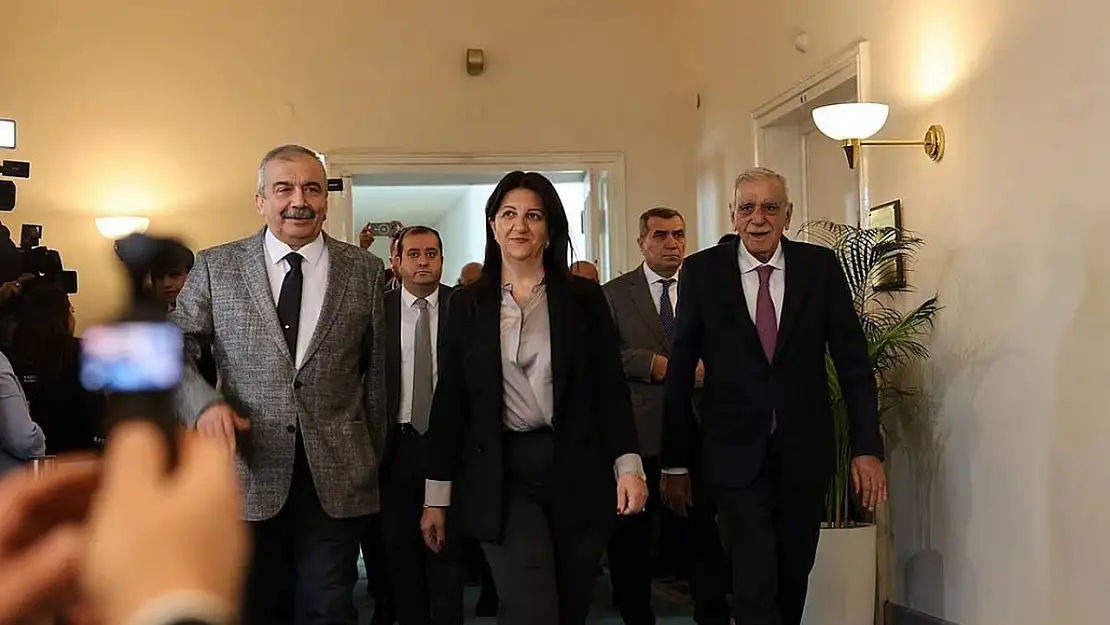 DEM Parti İmralı Heyetinde Yeni İsim: Mithat Sancar Göreve Geliyor