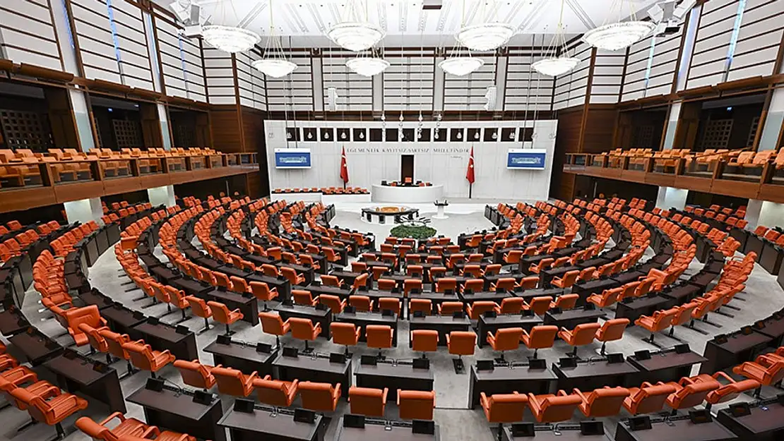 DEM Parti Komisyon Üyelerini Belirledi
