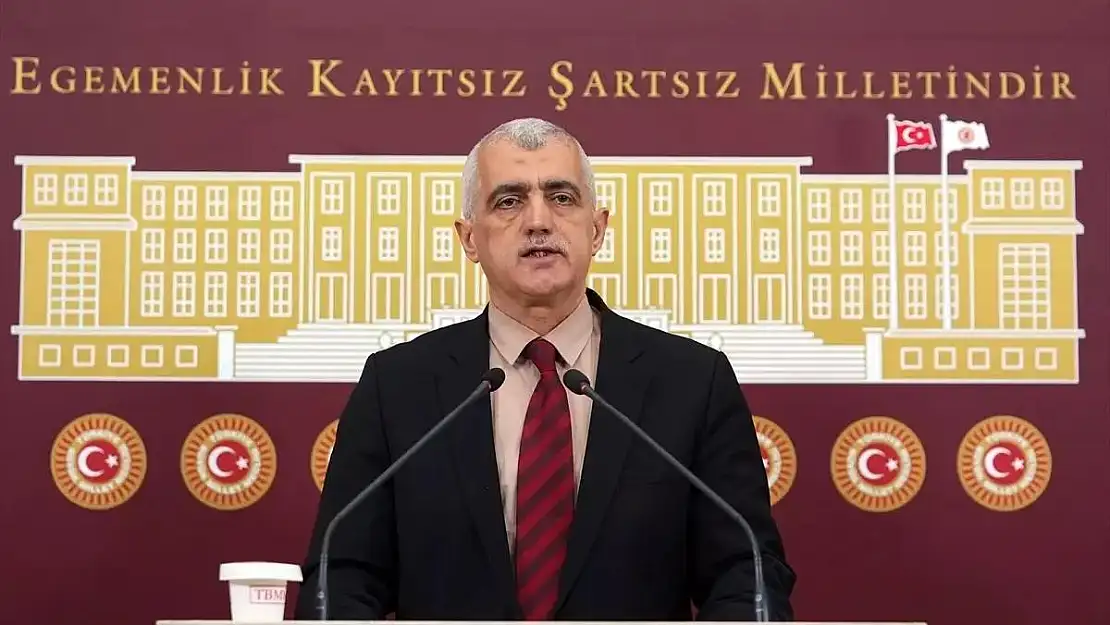 DEM Parti Milletvekillerinden Kayyum Tepkisi