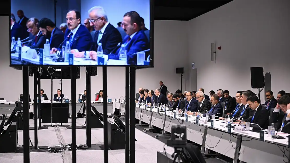 Demiryolunda Yüzde 35 Yenilenebilir Enerji Hedefi