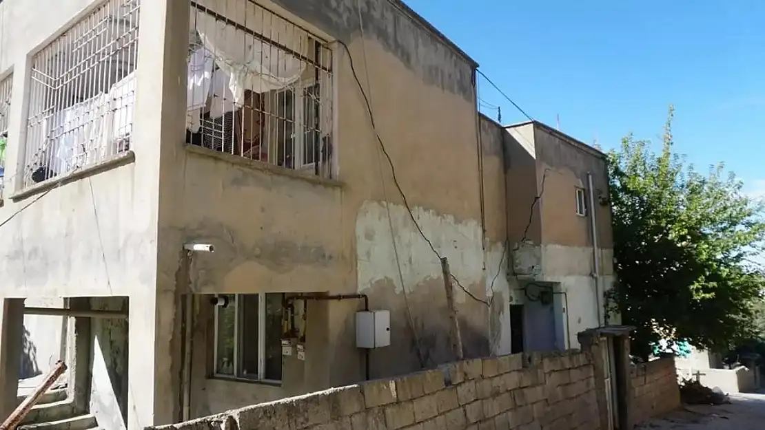 Deprem Mağduru Aile Yardım Bekliyor!