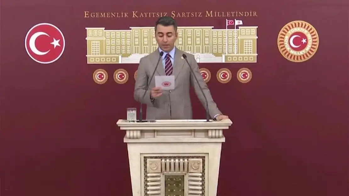 DEVA Partili Cem Avşar: 'Kadro Müjdesi Dediğiniz Belediye Şirketine Geçiş miydi?'