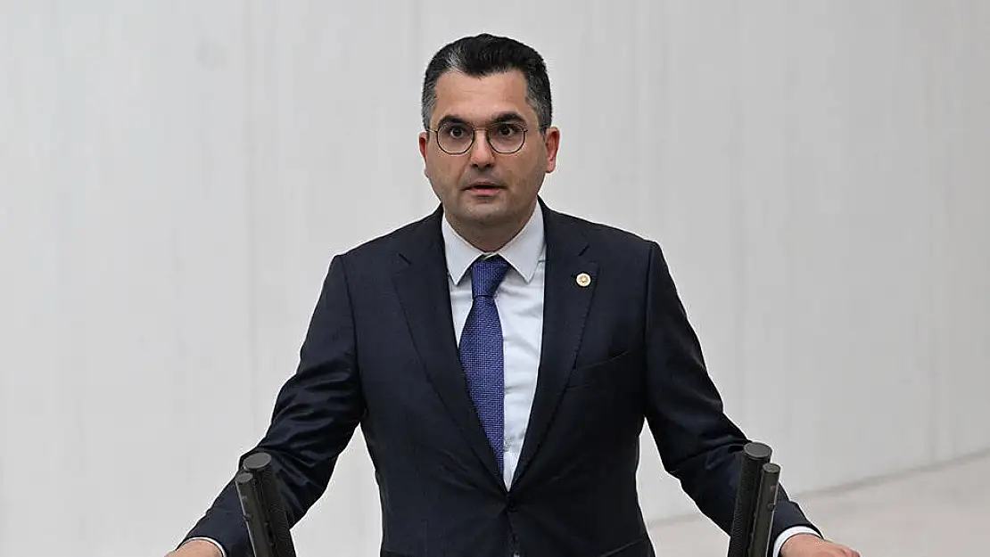 DEVA Partili Dalgın Gençlerin Sorunlarını Gündeme Getirdi