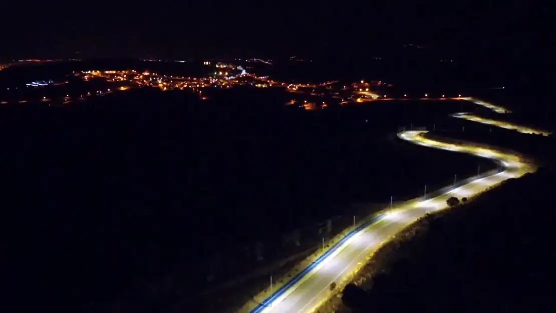 Dicle Elektrik'ten Siirt'te 8.7 km. Aydınlatma Tesisi