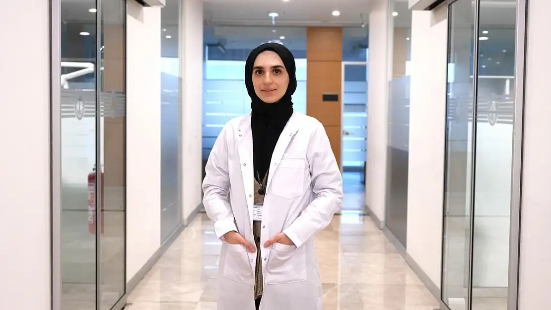 Diş Eti Çekilmesi Sorunu Diş Kaybı İle Sonuçlanabilir!