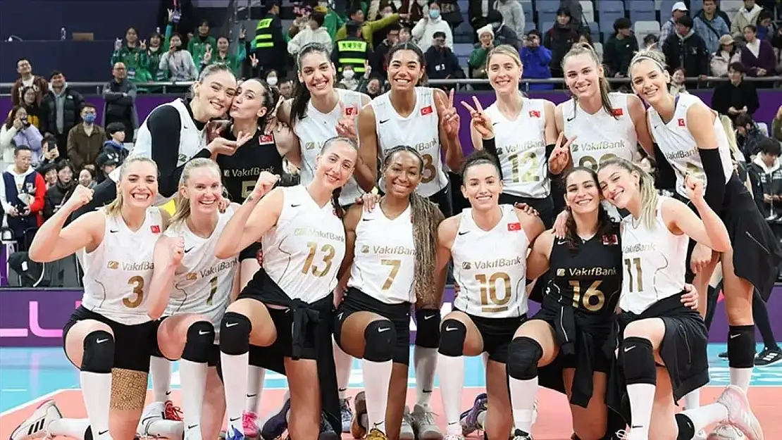 Dünya Şampiyonası Finalinde Eczacıbaşı'nın Rakibi Vakıfbank Oldu