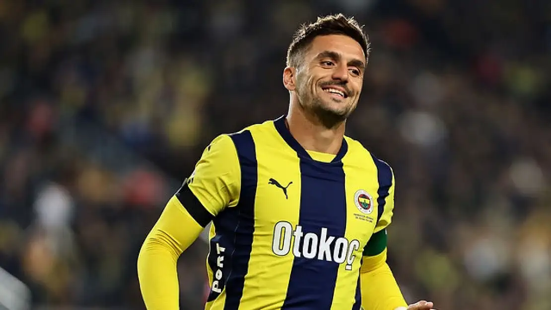 Dusan Tadic Olympiakos'ta: Yıllık 4 Milyon Euro'ya İmza Atıyor