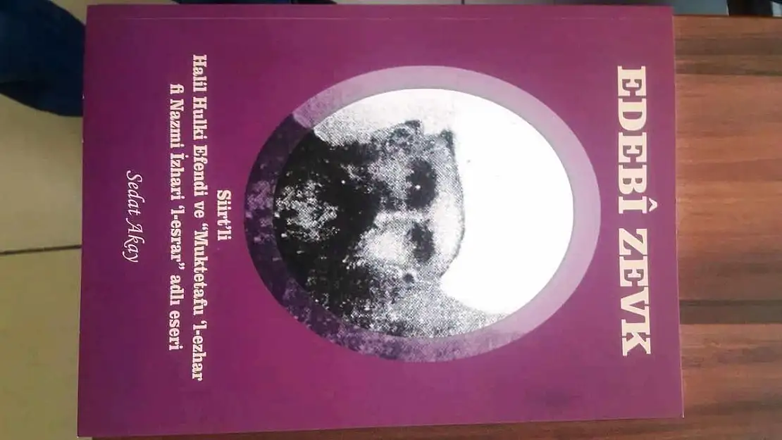 'EDEBÎ ZEVK'