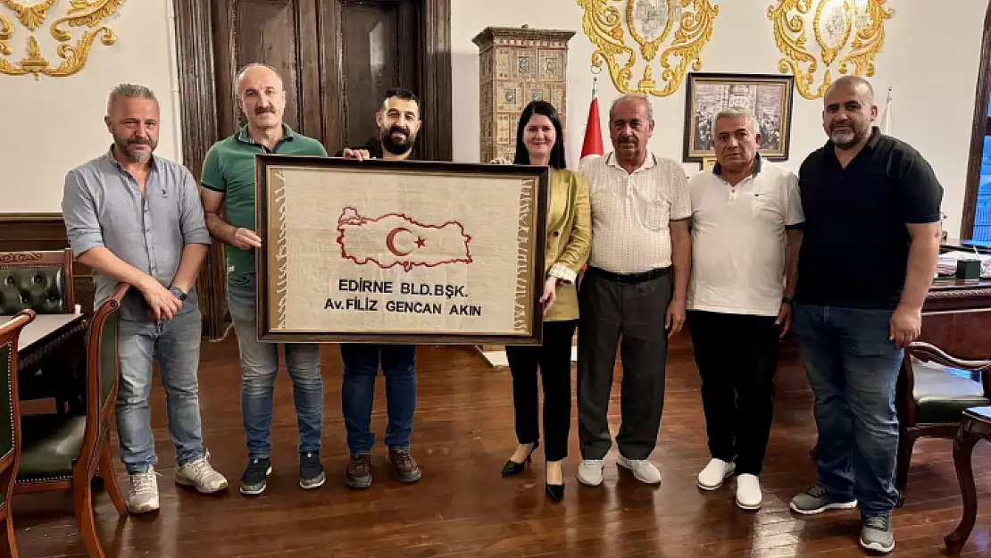 Edirne Siirtliler Yardımlaşma ve Dayanışma Derneği Başkan ve Yönetiminden Edirne Belediye Başkanı'na Ziyaret
