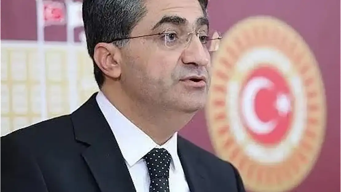 Ekmen: Alkolle Mücadele Etmenin Yolu Vergi Artırımı mıdır?