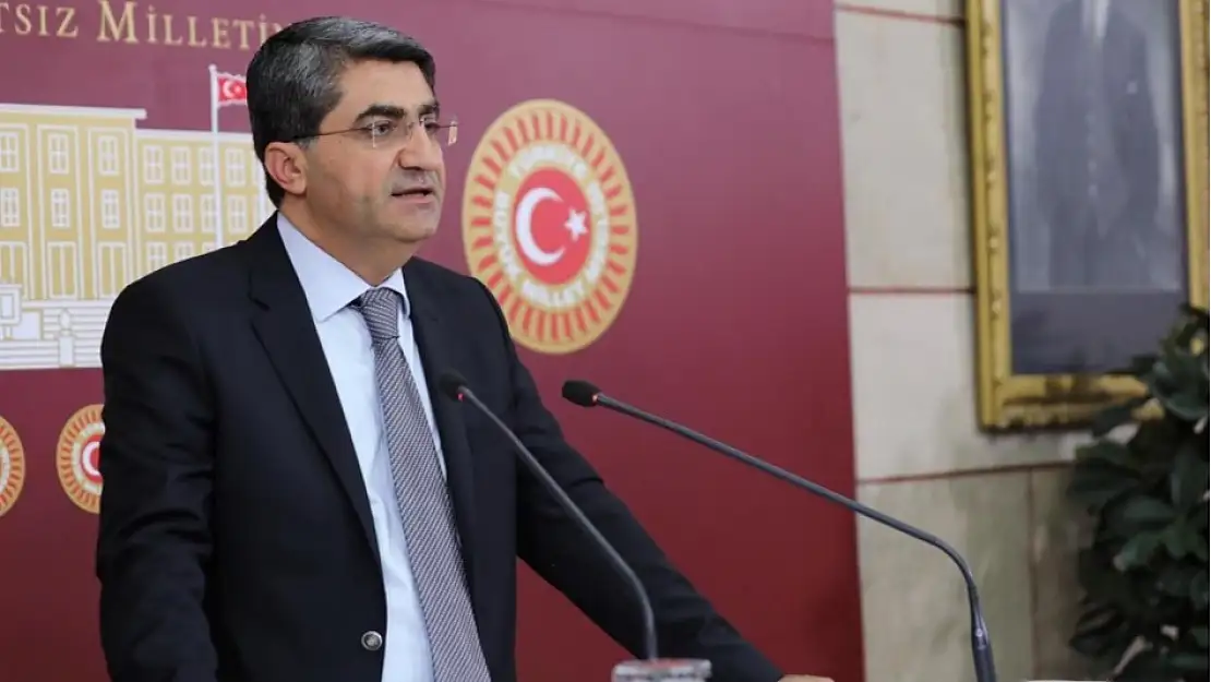 Ekmen: Merkez Bankası Vatandaşlarımızı Değil, Tefecileri Bilgilendirmiştir