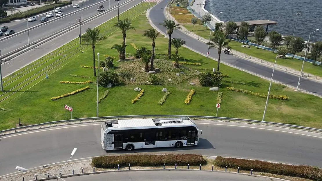 Elektrikli Mercedes-Benz eO500U İzmir Yollarında Test Edildi