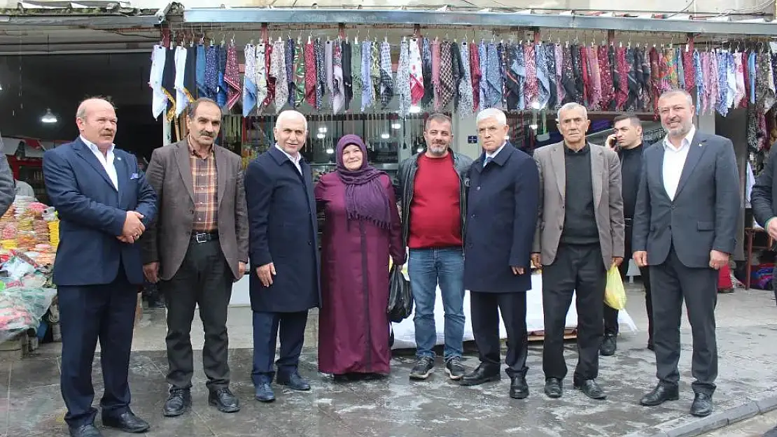 Emekli Jandarma Genel Komutanı Çetin, Veysel Karani Halkıyla Bir Araya Geldi
