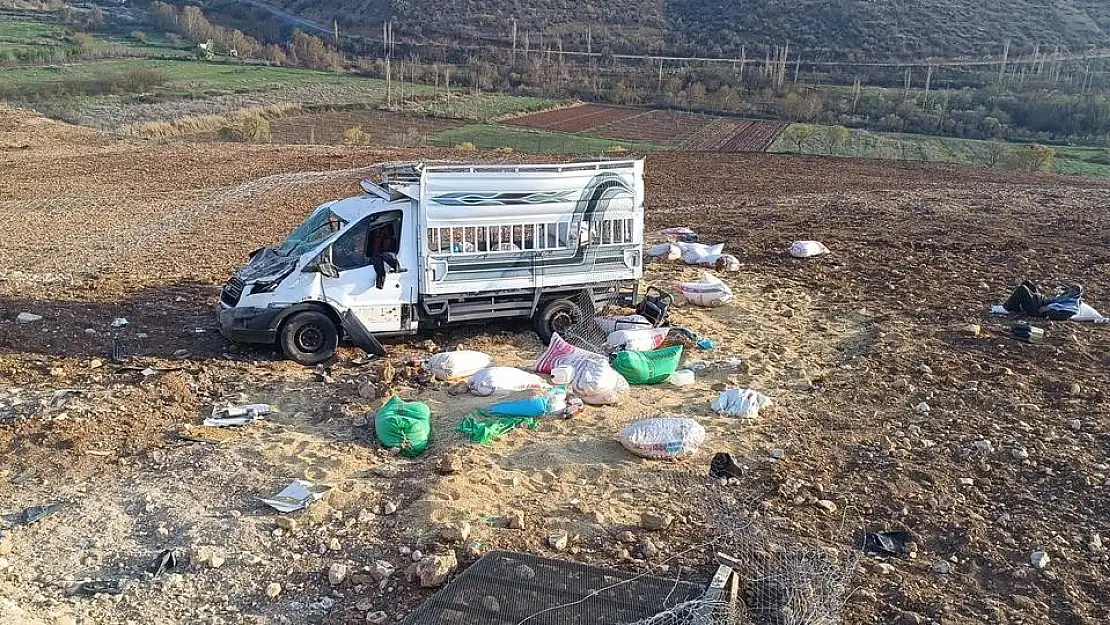Eruh Kavakgölü Mevkiinde Trafik Kazası