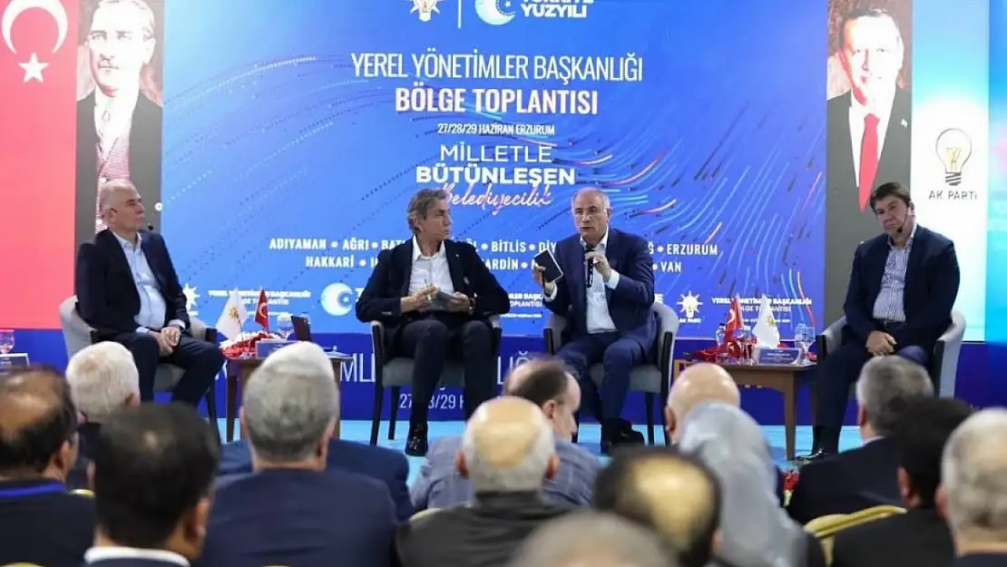 Erzurum'da Düzenlenen Yerel Yönetimler Bölge Toplantısında Siirt Heyeti de Yerini Aldı