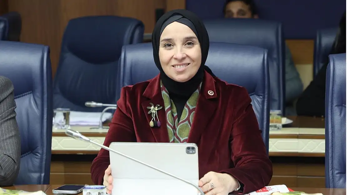 Esen'den Çocuğun Dijital Ortamda Korunmasına Dair Soru ve Öneriler